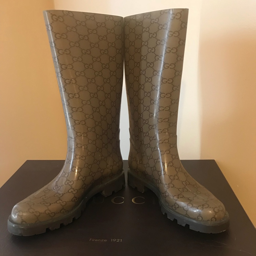 Rain boots